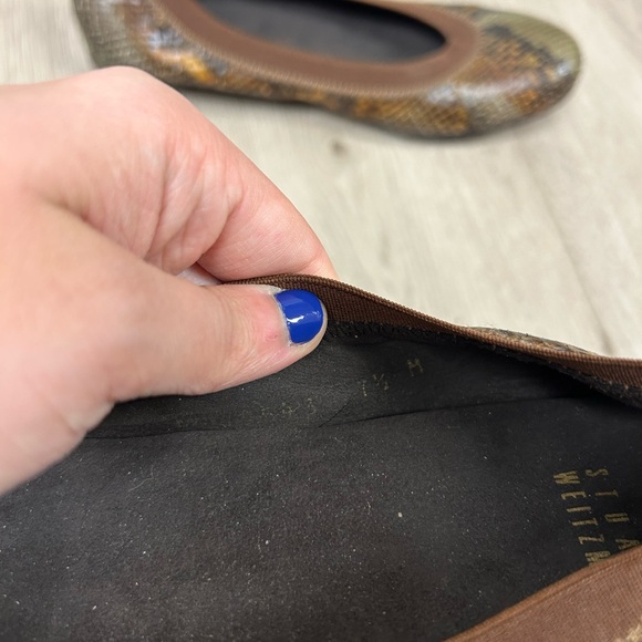 Stuart Weitzman Green Python Embossed Ballet Flats - Picture 5 of 5